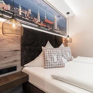 Hotel Demas Muenchen-unterhaching
